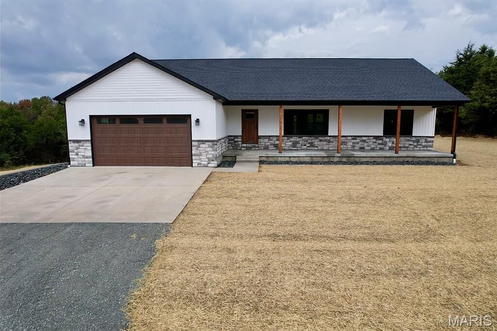 Property Photo: 20125 Blessings Lane MO 63640