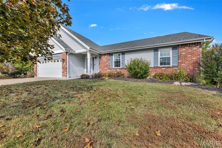 Property Photo: 7339 The Cedars Drive MO 63368