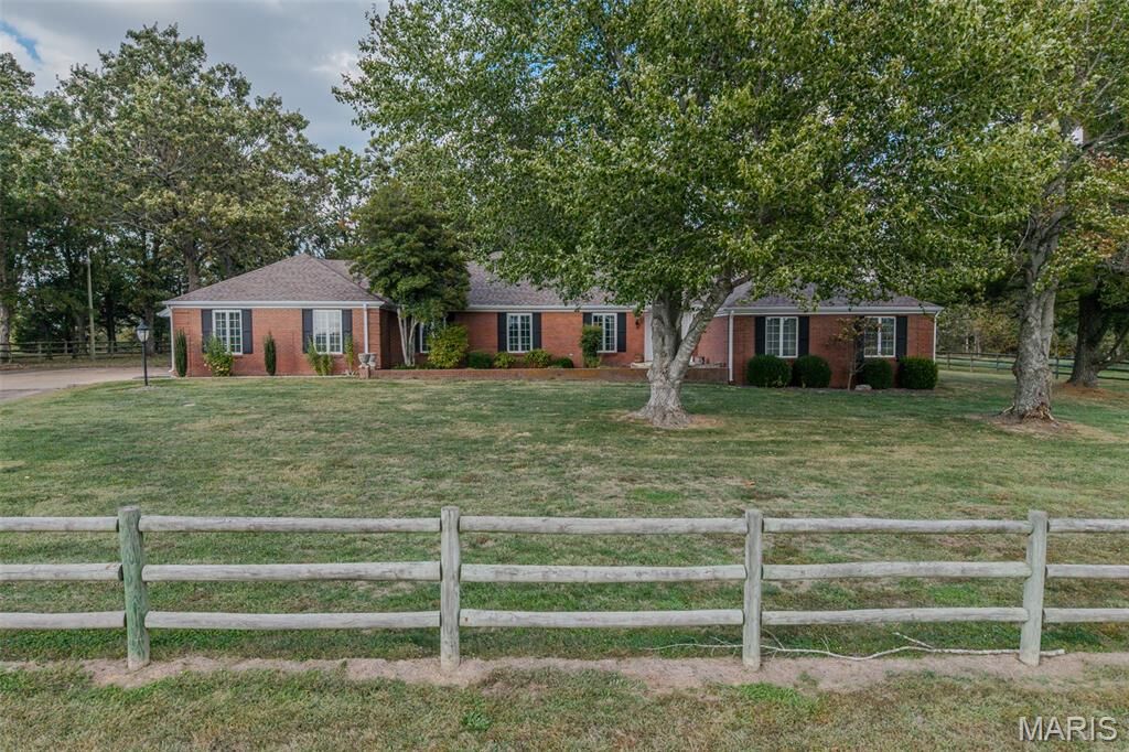 Property Photo:  21355 Ember Road  MO 65536