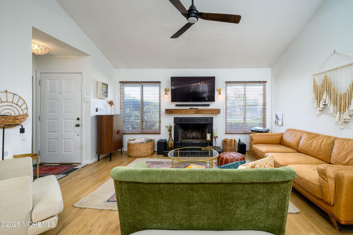Property Photo:  83 Tower Hill Drive #606  NJ 07701