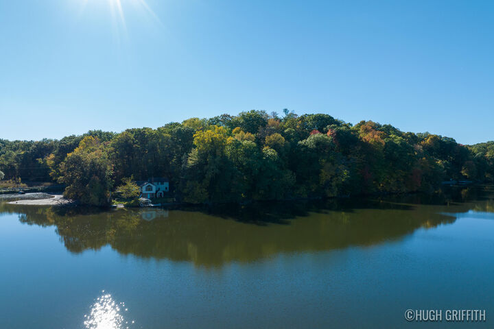 6811 Burger Drive SE  Grand Rapids MI 49546 photo