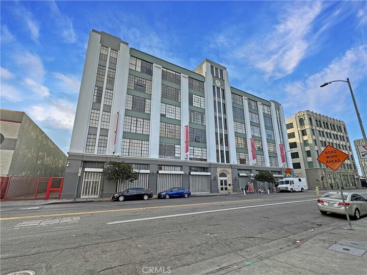 Property Photo:  420 S San Pedro Street  CA 90013