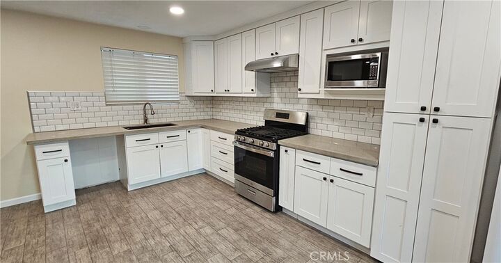 Property Photo: 5421 N Traymore CA 91722