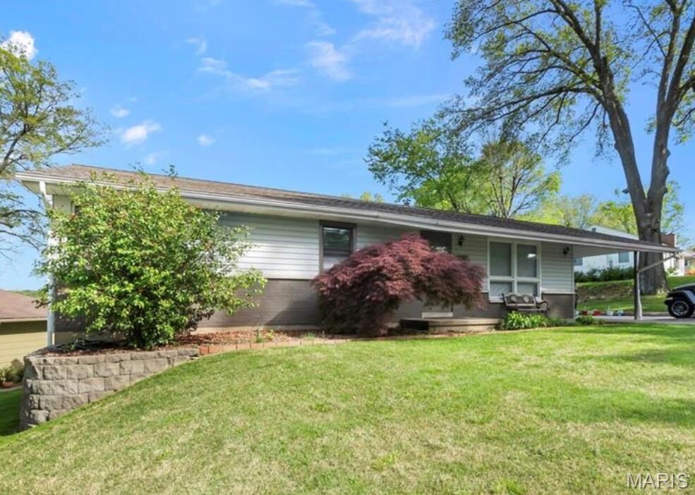 Property Photo: 1070 Dorothy Street MO 63701