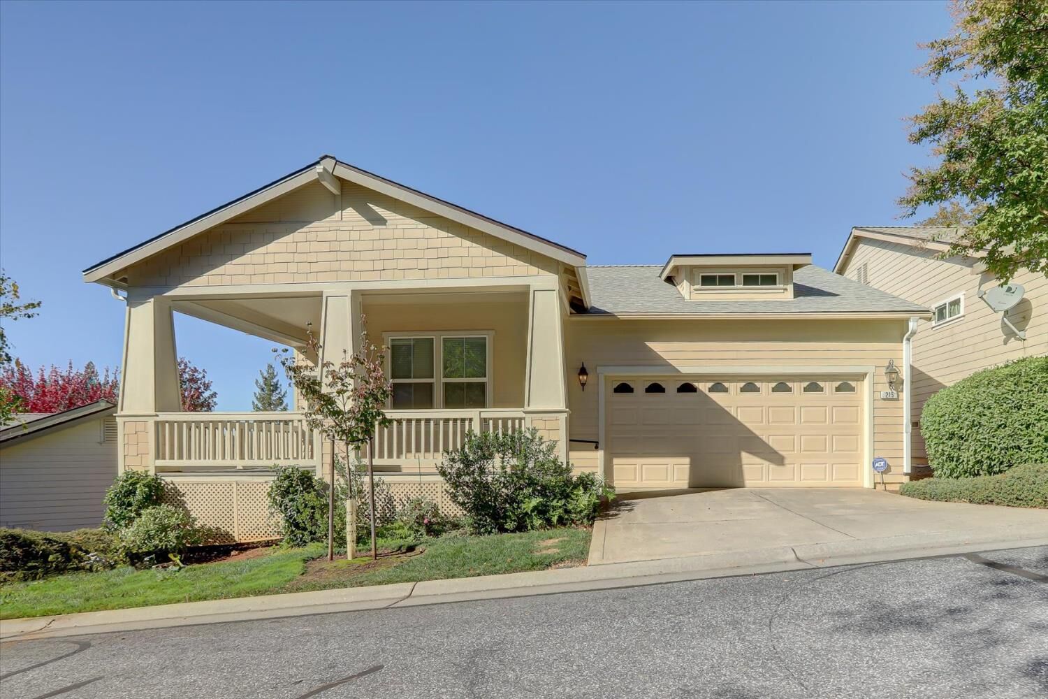 Property Photo: 215 Mallard Drive CA 95945