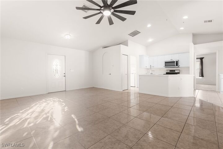 Property Photo: 3320 SW 11th Avenue FL 33914