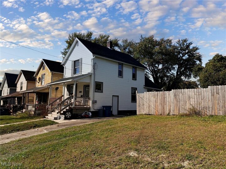 Property Photo:  238 E Main Street  OH 44420