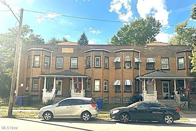 Property Photo: 2082 W 98th Street OH 44102