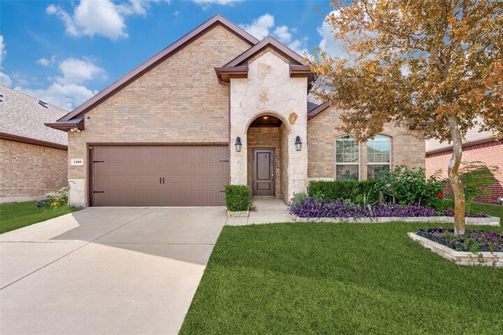 Property Photo: 1105 Berry Street TX 75009