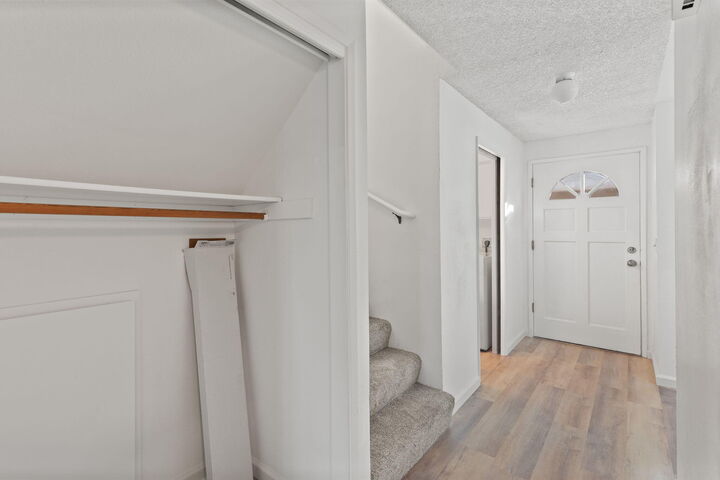 Property Photo: 1004 SE Camelot Drive OR 97526