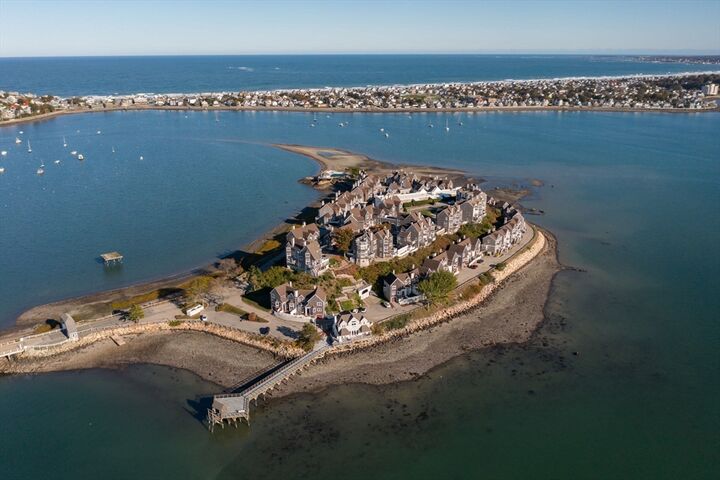 Property Photo:  1 Commodore Ct 202  MA 02045 