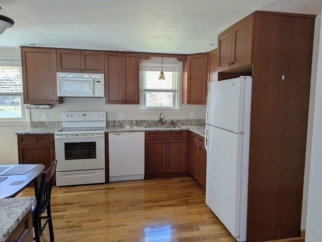 Property Photo:  7 Pleasant St  MA 01519 