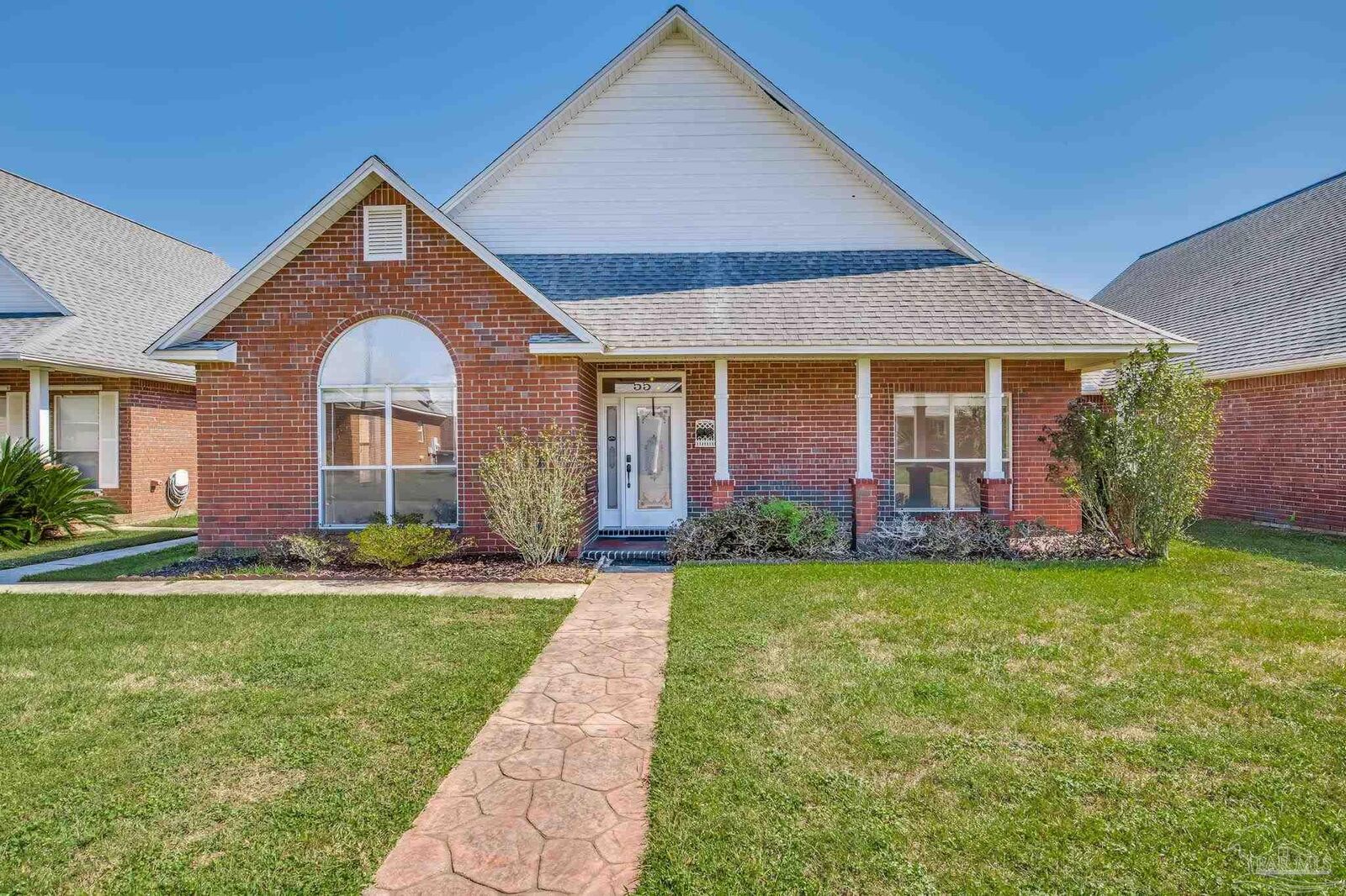 Property Photo:  55 Newport St  FL 32533