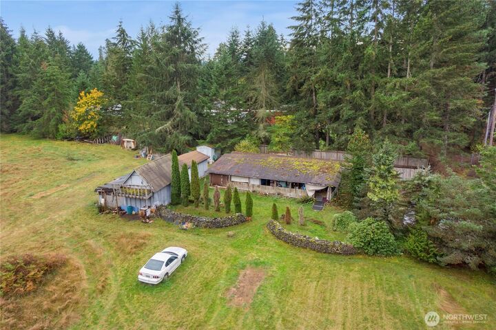 Property Photo: 21931 34th Avenue E WA 98387