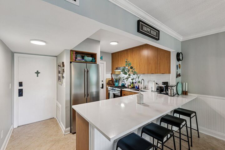 Property Photo: 200 E Royal Palm Road 3030 FL 33432