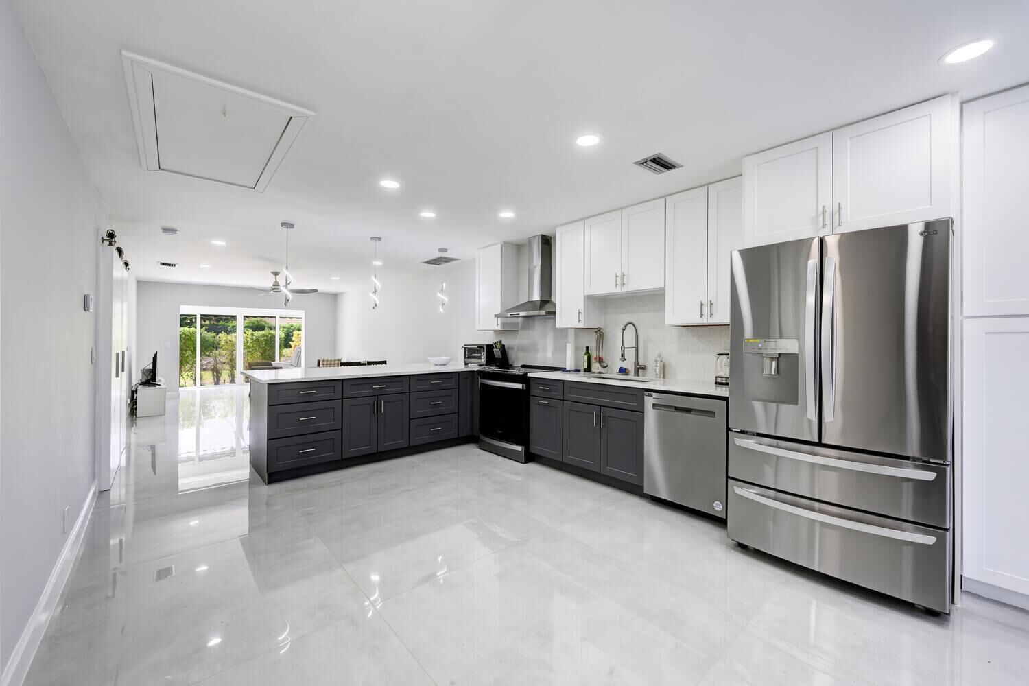 Property Photo:  21070 Covington Drive  FL 33433 