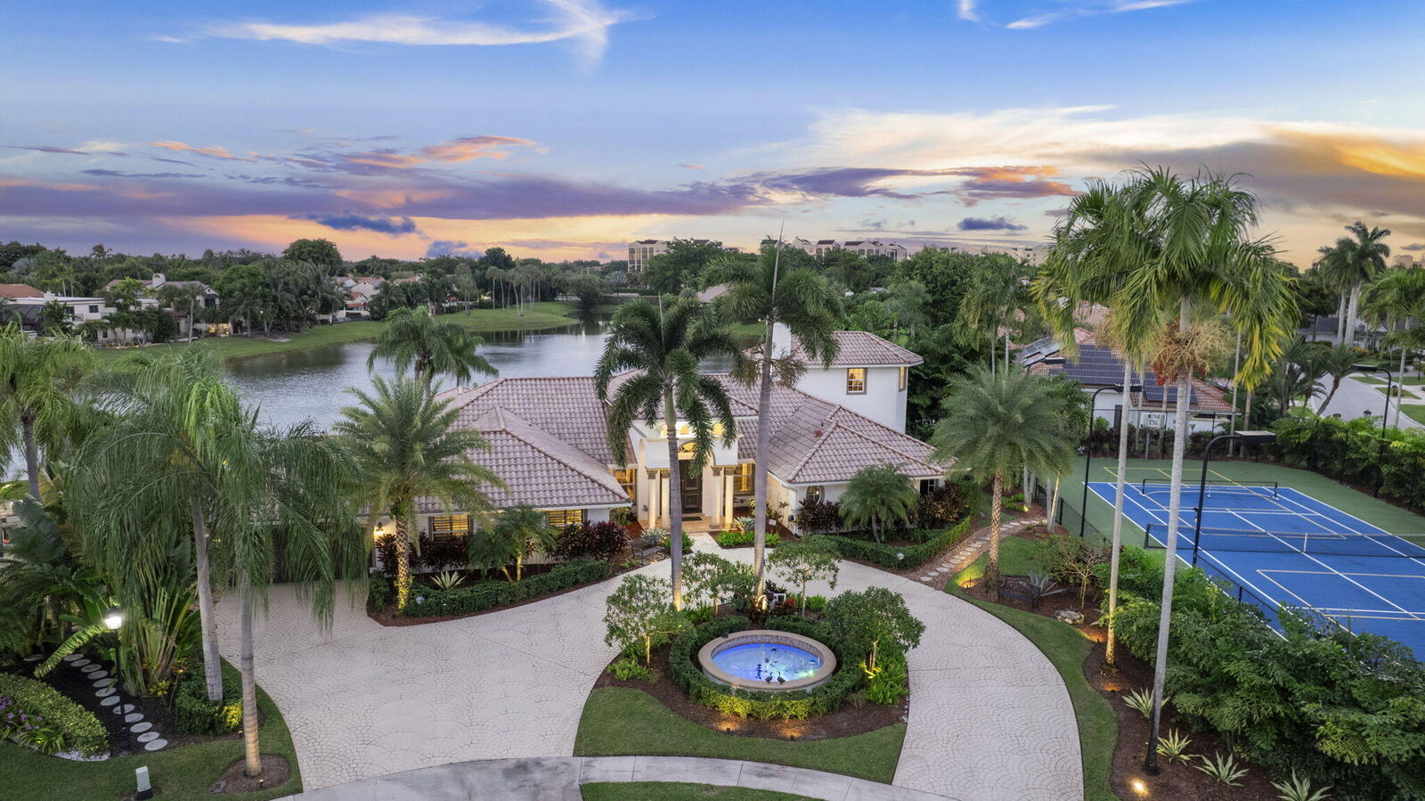 Property Photo:  7281 Sidonia Court  FL 33433 
