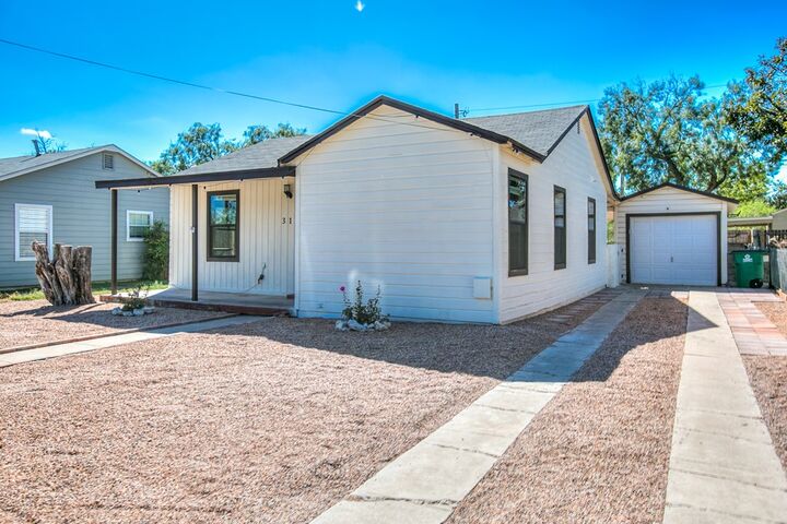 Property Photo: 319 N Howard St TX 76901