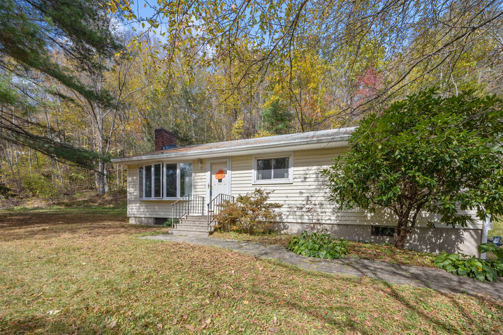 Property Photo: 40 Old New Hartford Road CT 06063