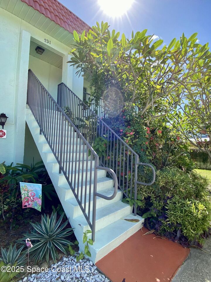 Property Photo: 231 Circle Drive FL 32920