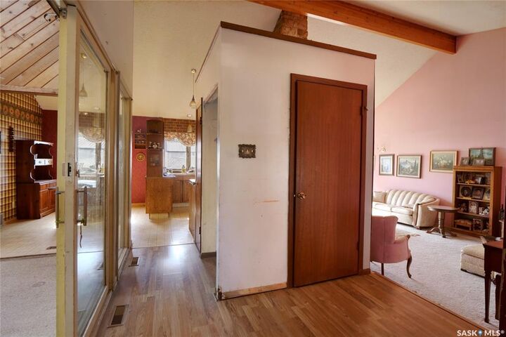 Photo de la propriété:  1211 Gordon Road  SK S6H 3E3