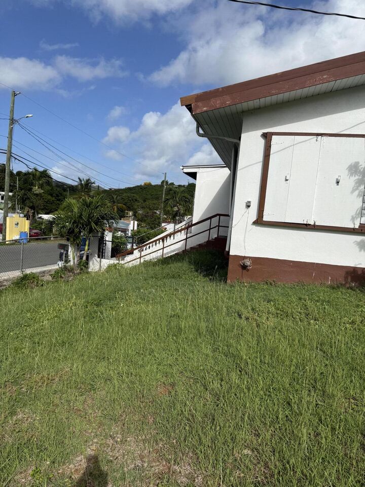 Property Photo:  173-163 Annas Retreat New  VI 00802