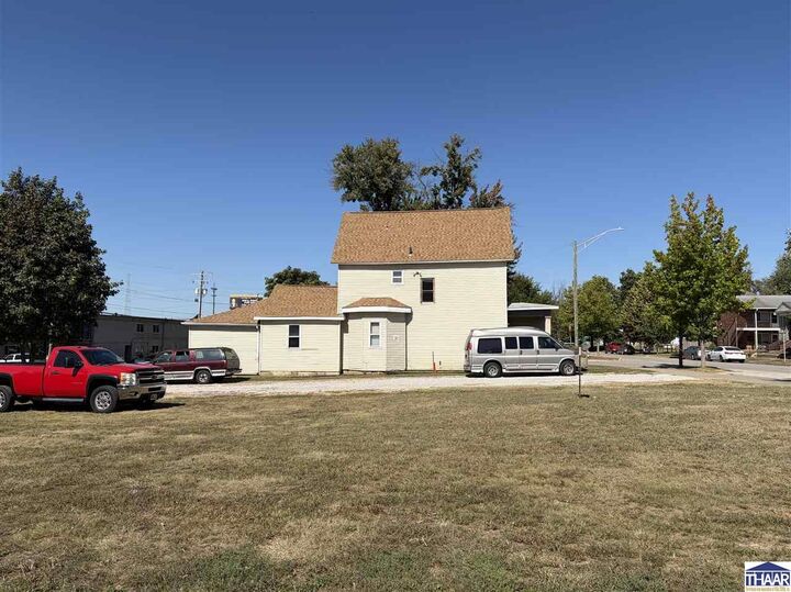 Property Photo: 601 S 4th Street IN 47807