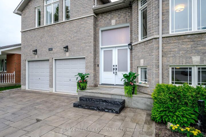 Property Photo: 1787 Waddell Avenue ON K9K 2G5