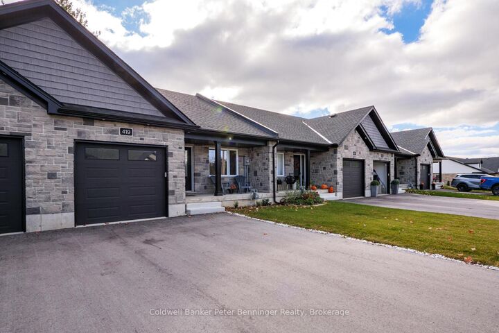 Property Photo:  419 Park Street W  ON N0G 1R0 