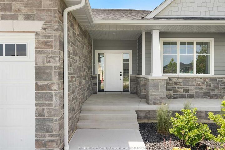 Photo de la propriété: 302 Blake Avenue ON N0R 1A0