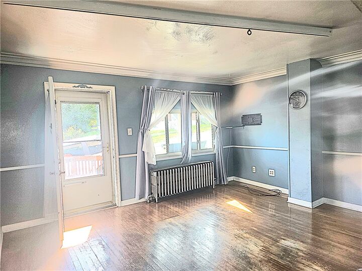 Property Photo: 608 Dawson St PA 15148
