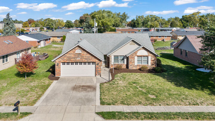 Property Photo: 1585 Lexington Avenue OH 45373