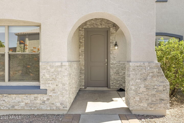 Property Photo: 9025 S 6th Street AZ 85042