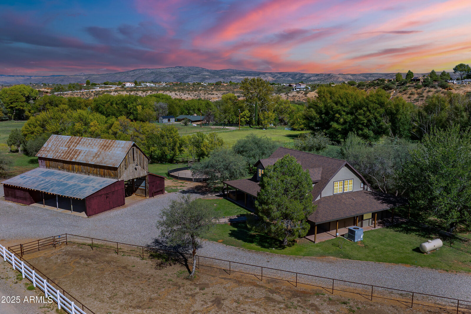Property Photo: 10100 E Rafter L Lane AZ 86325