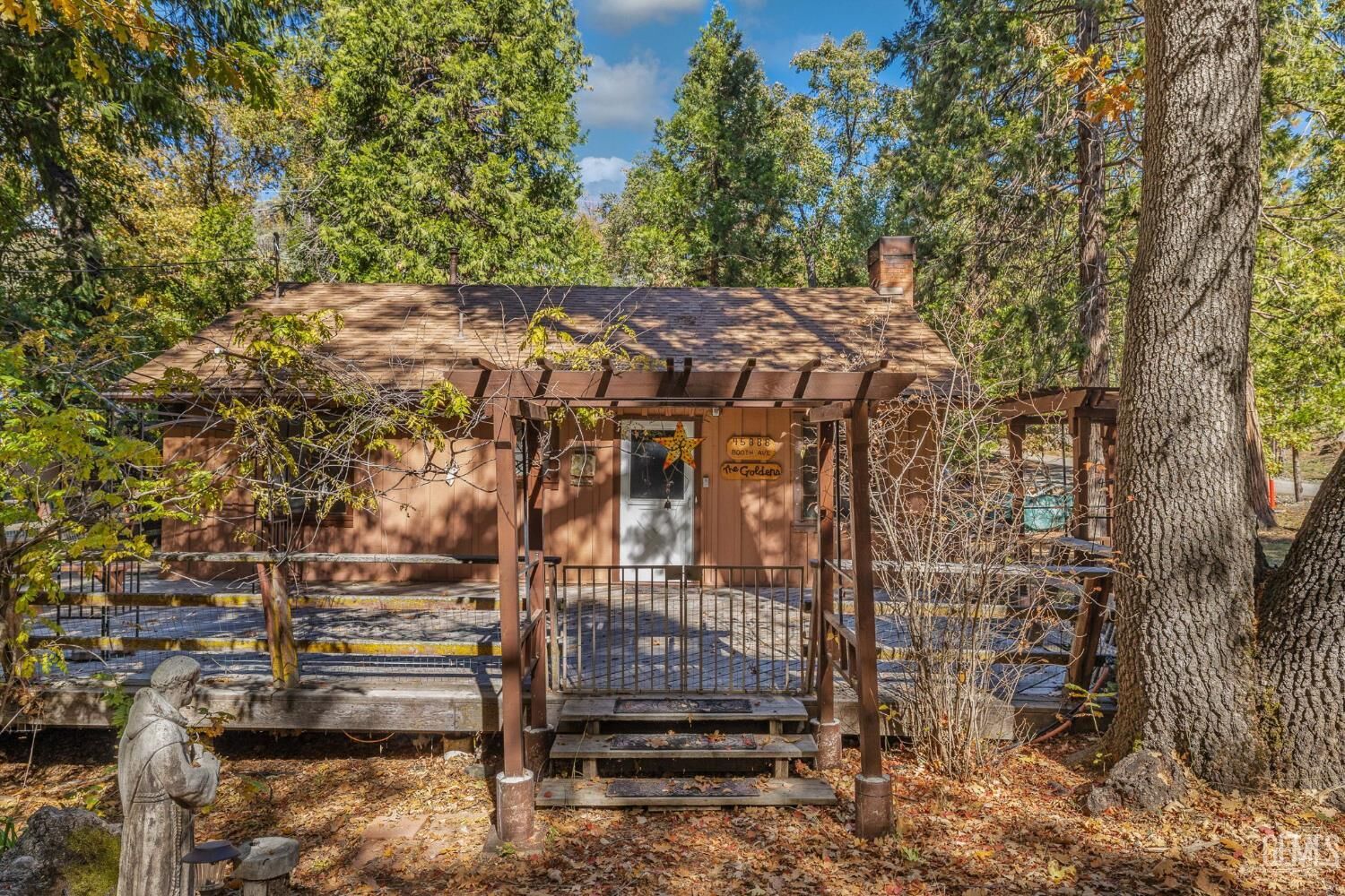 Property Photo:  45888 Booth Avenue  CA 93260 