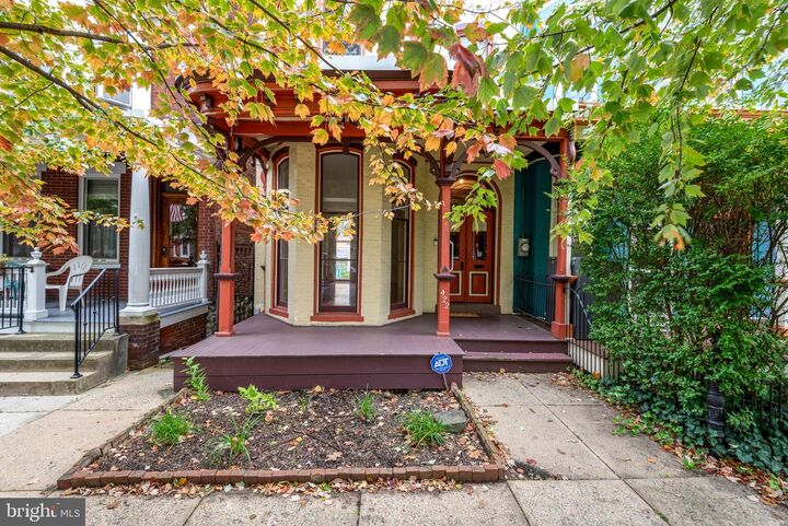 422 W James Street  Lancaster PA 17603 photo