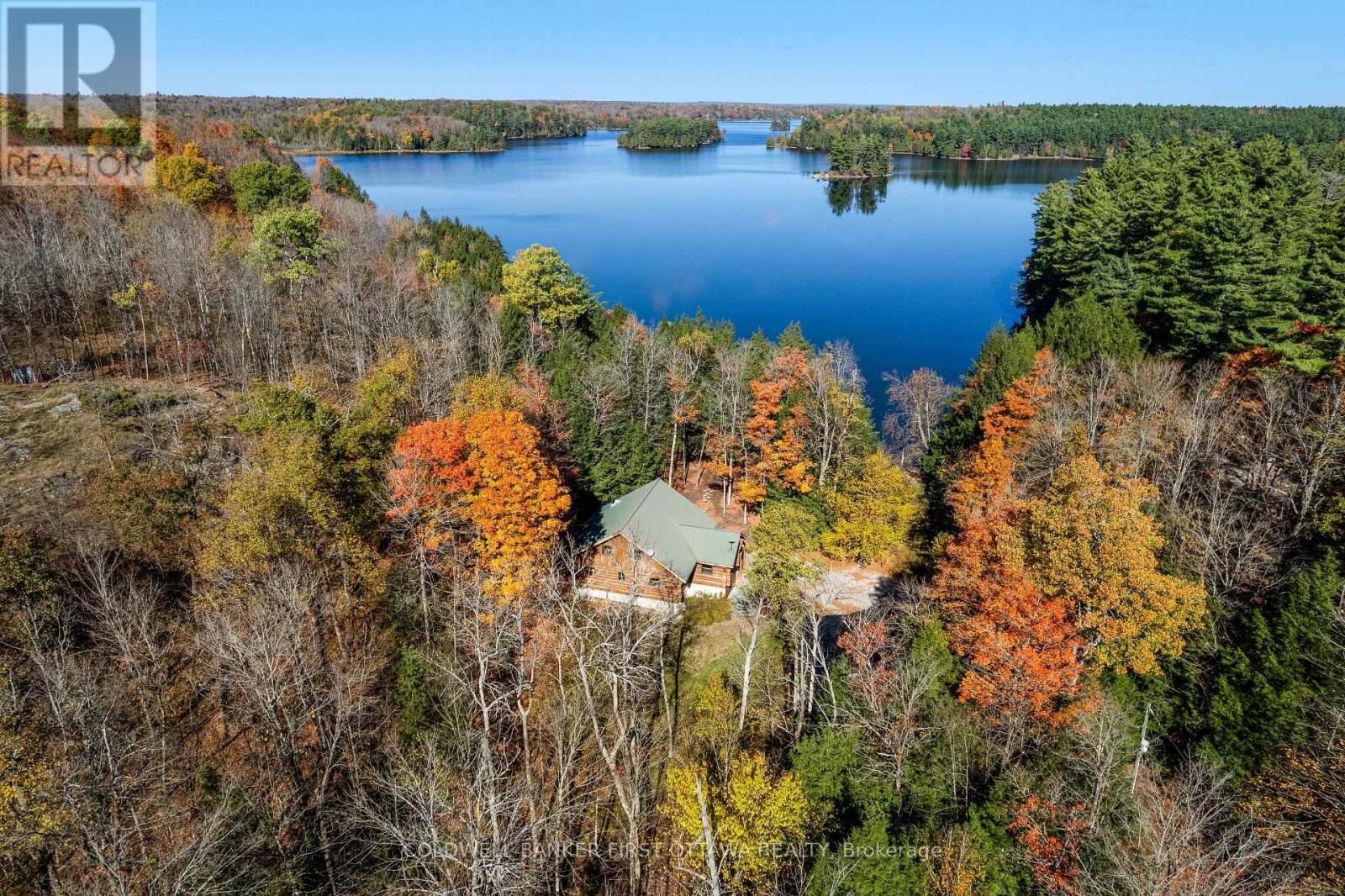 Property Photo: 308 Scott Court ON K0H 2B0