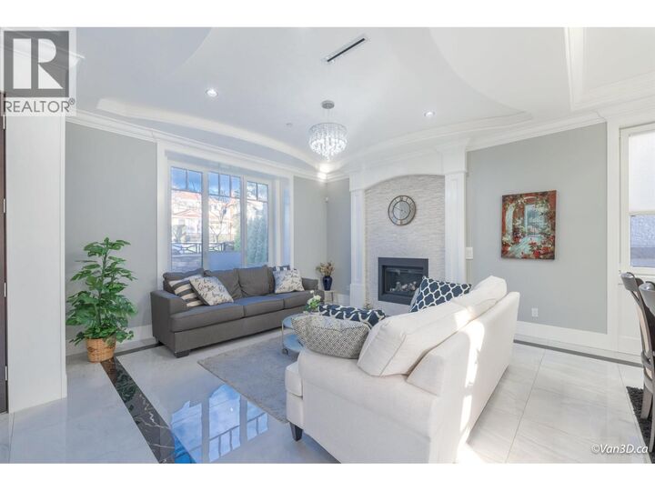 Property Photo: 146 West 40th Avenue BC V5Y 2R2