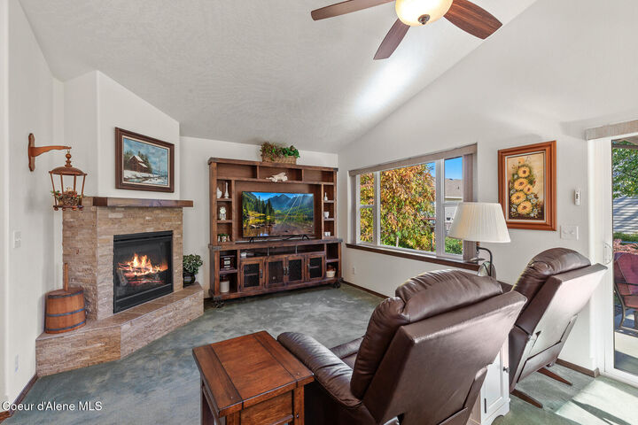 Property Photo: 8658 N Indywood Dr ID 83835
