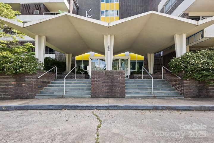 Property Photo: 1300 Reece Road 507 NC 28209