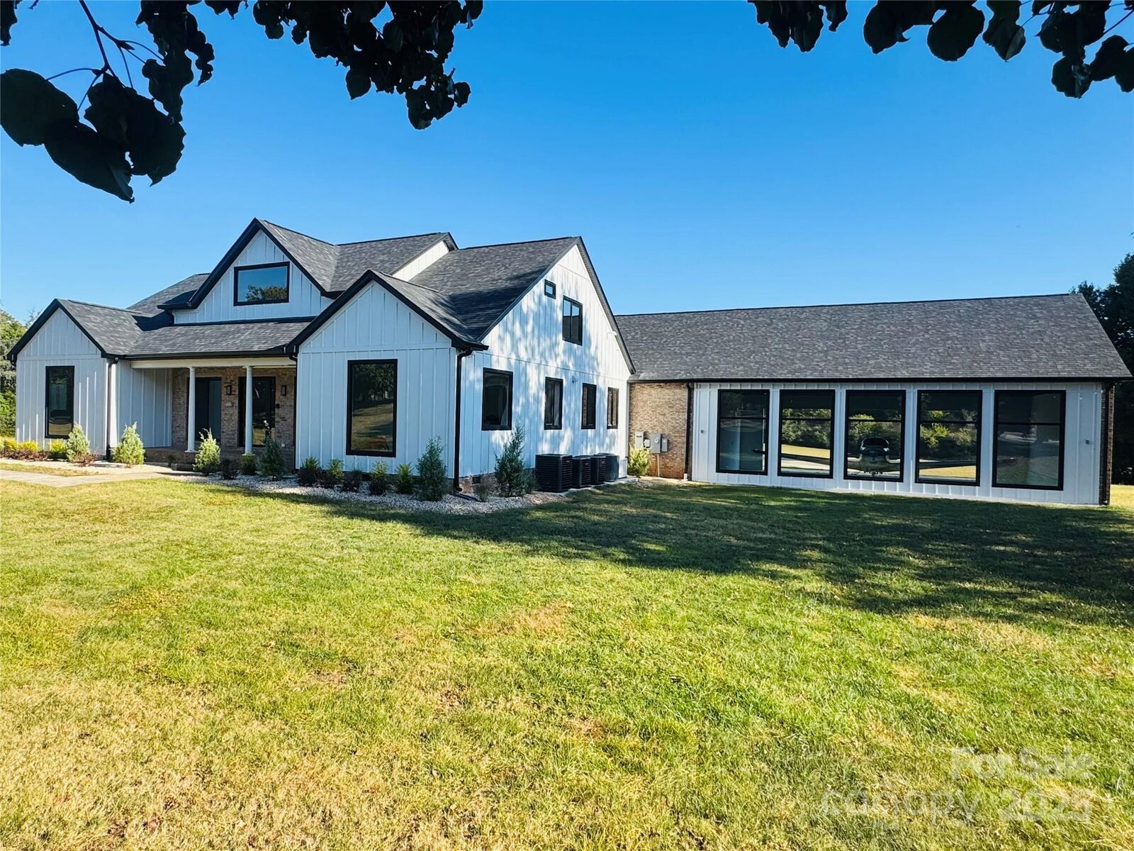Property Photo: 1120 Baron Road NC 28173