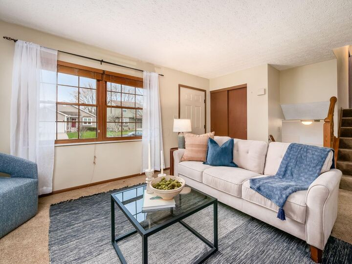 Property Photo:  3894 Maidens Larne Drive  OH 43221 