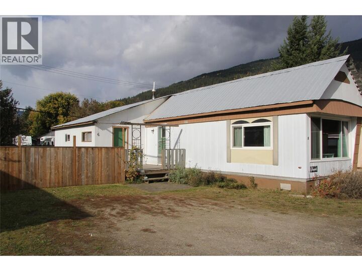 1204 Maplewood Street 6  Revelstoke BC V0E 2S2 photo