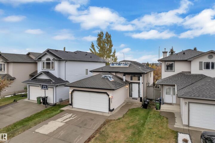 Property Photo: 3307 24 Av NW AB T6T 1Y6