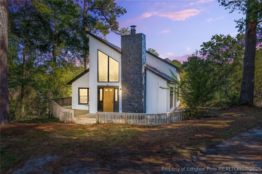 Property Photo: 1606 Irwin Circle NC 28303