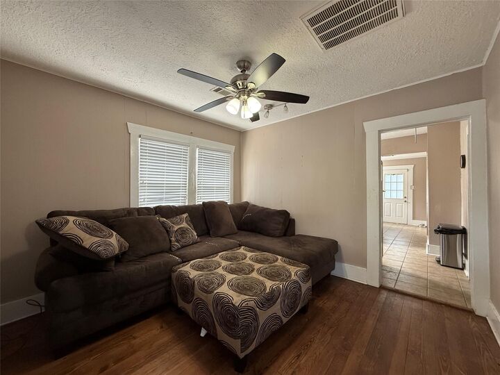 Property Photo:  2519 Paul Quinn Street  TX 77091