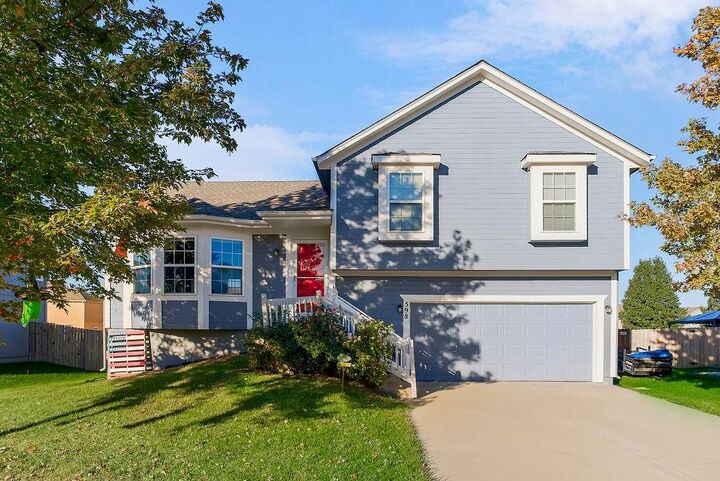 598 S Pine Street  Gardner KS 66030 photo