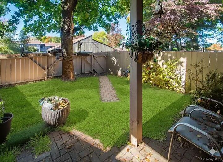 Property Photo:  1807 Holly Walk  NY 12603 