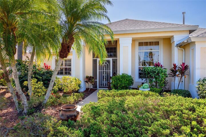 Property Photo: 3358 Yonge Avenue 33 FL 34235