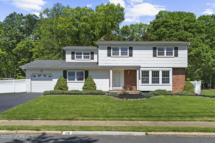 Property Photo:  10 Pepperidge Road  NJ 07731